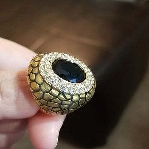 Accent fashion gold ring